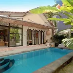 Villa Seminyak 3 Beds With Pool, Butler & Parking M5