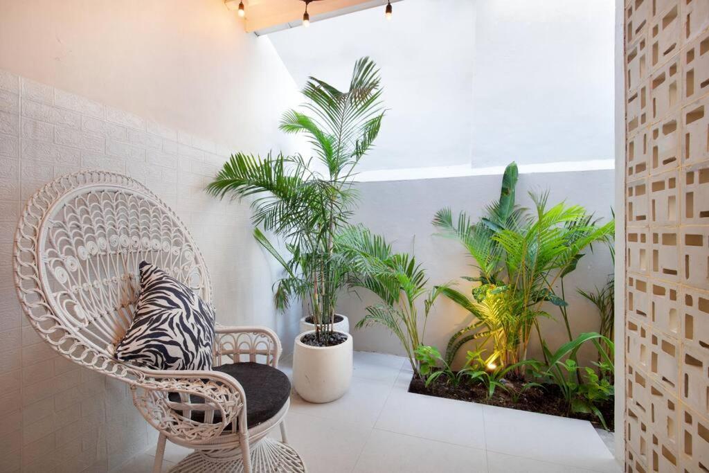 Apartemen 3 Beds With Pool, Butler & Parking M5 *