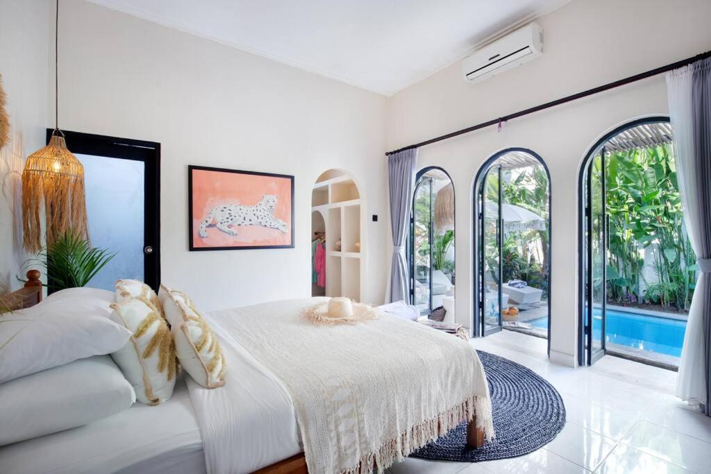 3 Beds With Pool, Butler & Parking M5 * Seminyak (Bali)