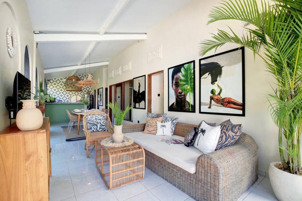 Apartemen 3 Beds With Pool, Butler & Parking M5 Seminyak (Bali)