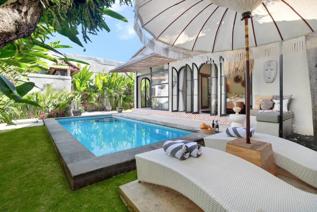 3 Beds With Pool, Butler & Parking M5 Apartemen Seminyak (Bali)