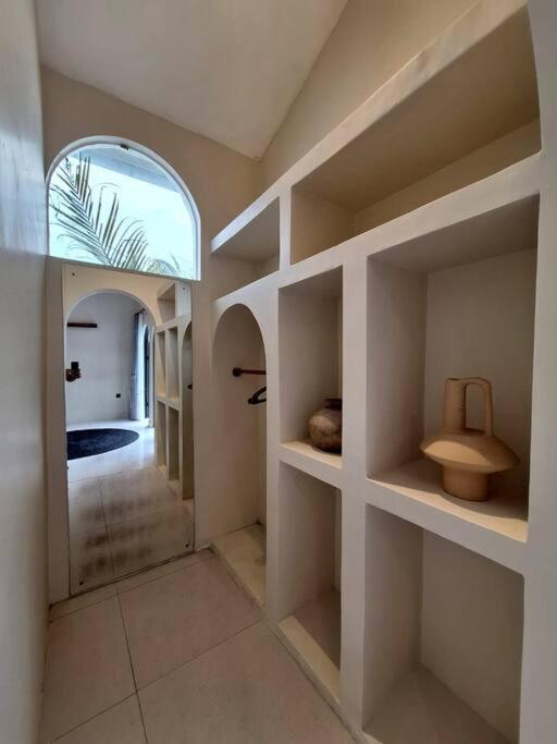 3 Beds With Pool, Butler & Parking M5 Apartemen