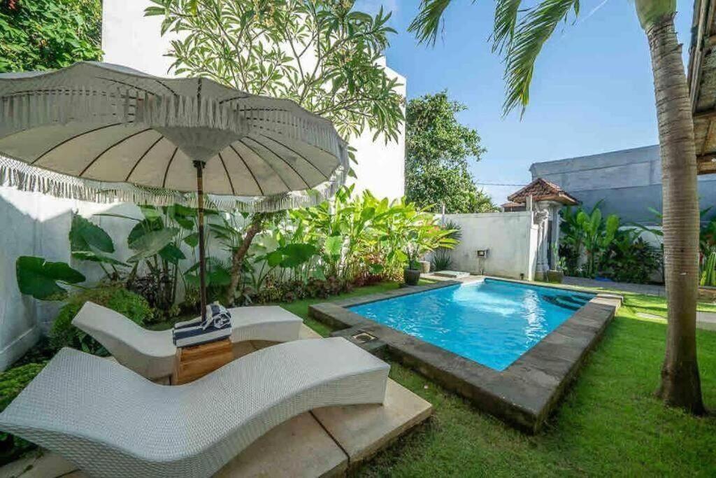 Apartemen 3 Beds With Pool, Butler & Parking M5 *