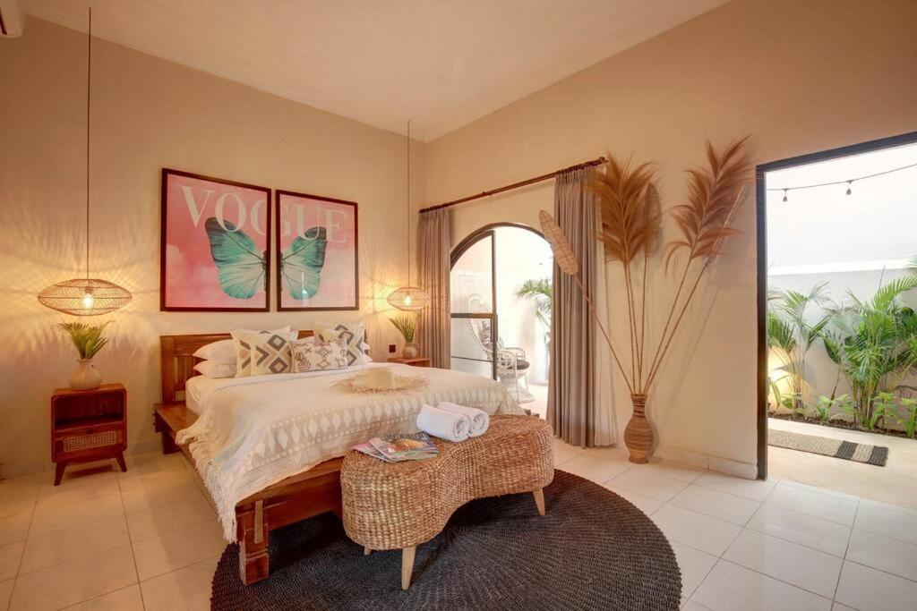 3 Beds With Pool, Butler & Parking M5 Apartemen Seminyak (Bali)