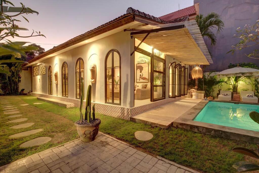 Apartemen 3 Beds With Pool, Butler & Parking M5 Seminyak (Bali)